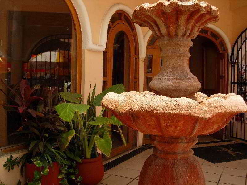 Hotel Alux Cancún Exteriör bild