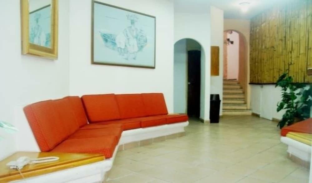 Hotel Alux Cancún Exteriör bild